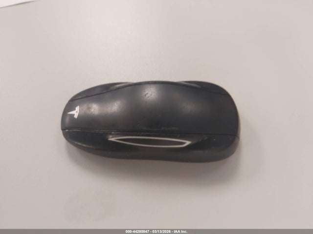 2015 TESLA MODEL S 5YJSA1S16FFP77388 Photo 10