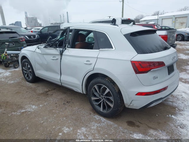 2021 AUDI Q5 WA1BAAFY1M2059443 Photo 2