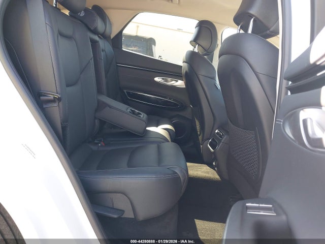 44280888 :رقم المزاد ، KMUMADTB7SU207156 vin ، 2025 Genesis Gv70 2.5t Awd مزاد بيع