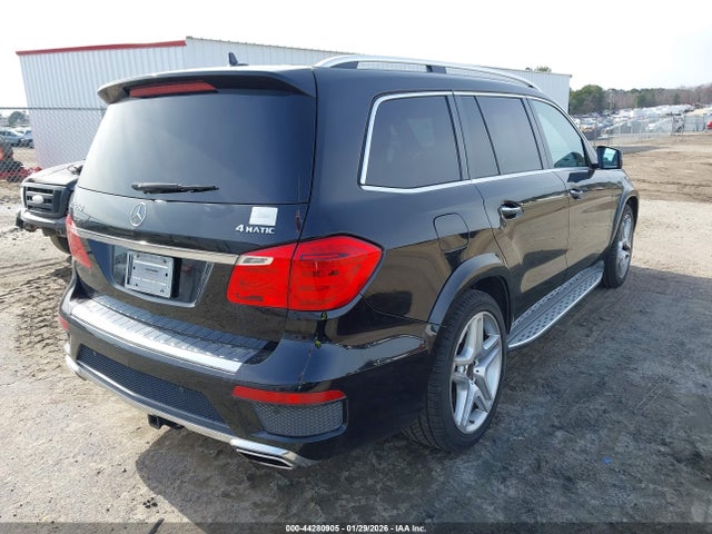 2015 MERCEDES-BENZ GL 550 4JGDF7DE3FA483741 Photo 3