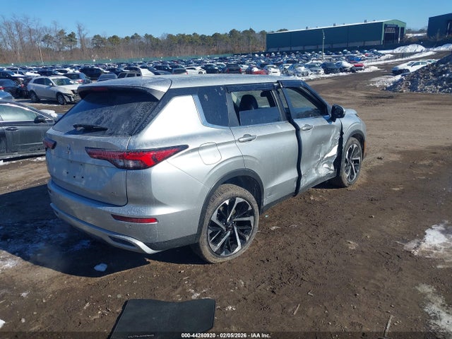2024 MITSUBISHI OUTLANDER JA4J4VA80RZ049261 Photo 3