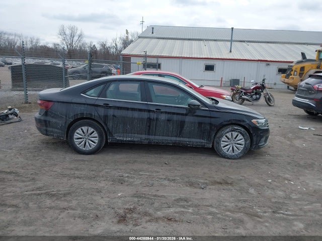 44280944 :رقم المزاد ، 3VWCB7BU0KM238685 vin ، 2019 Volkswagen Jetta 1.4t R-line/1.4t S/1.4t Se مزاد بيع