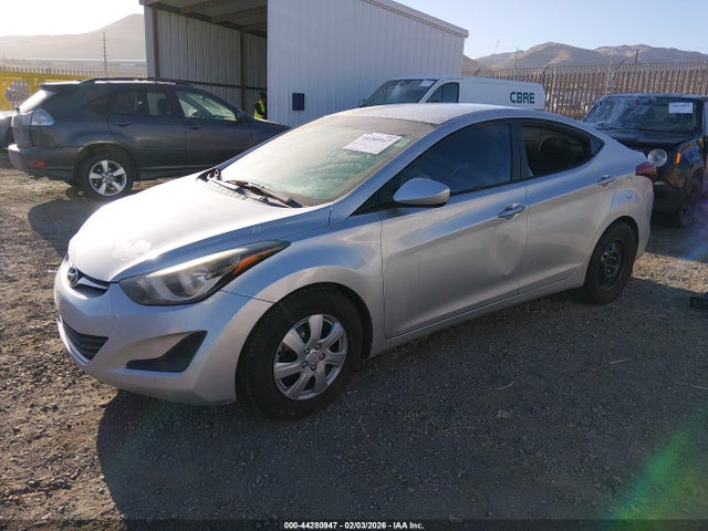 Hyundai ELANTRA SE 2016 5NPDH4AE6GH702431 Image 2