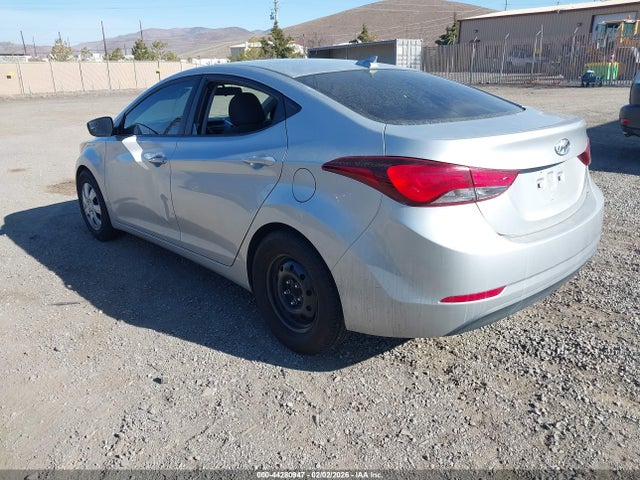 Hyundai ELANTRA SE 2016 5NPDH4AE6GH702431 Image 3