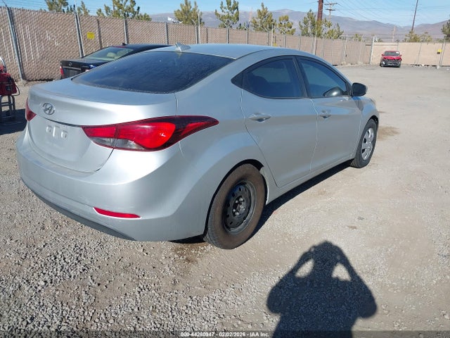Hyundai ELANTRA SE 2016 5NPDH4AE6GH702431 Image 4