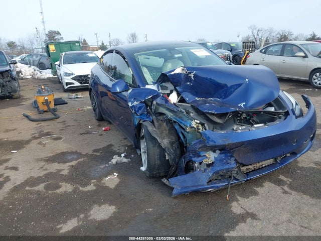 2021 TESLA MODEL Y 5YJYGAEE1MF136878