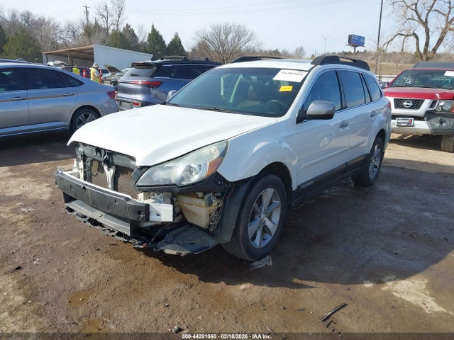 Продажа на аукционе авто 2013 Subaru Outback 2.5i Limited, vin: 4S4BRCSC8D3286414, номер лота: 44281060