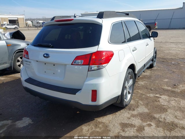 Продажа на аукционе авто 2013 Subaru Outback 2.5i Limited, vin: 4S4BRCSC8D3286414, номер лота: 44281060