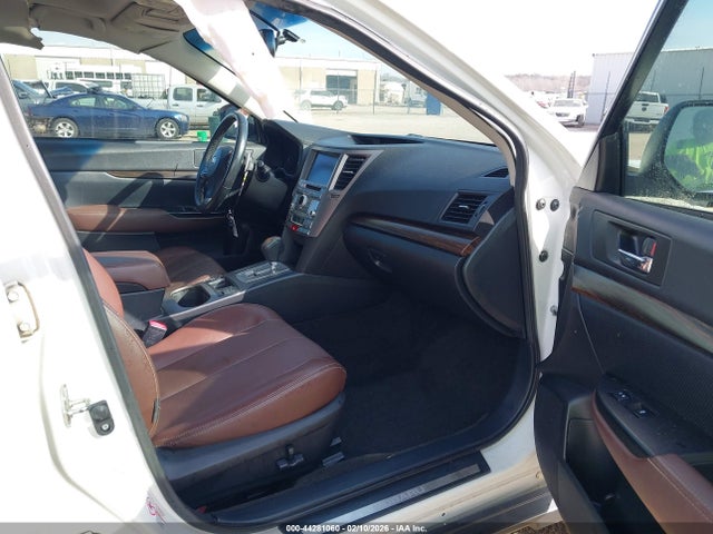 Продажа на аукционе авто 2013 Subaru Outback 2.5i Limited, vin: 4S4BRCSC8D3286414, номер лота: 44281060