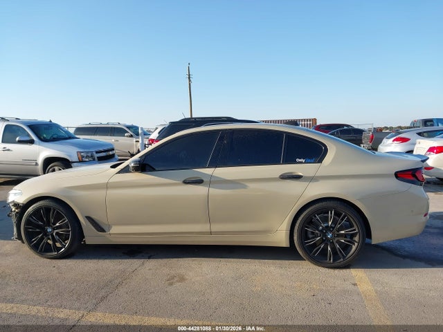44281088 :رقم المزاد ، WBAJA5C57KWW12845 vin ، 2019 Bmw 530i مزاد بيع