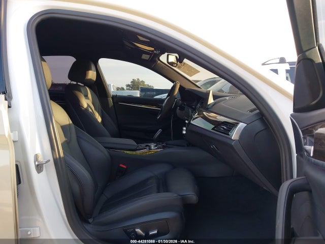 2019 BMW 530I WBAJA5C57KWW12845 Photo 4