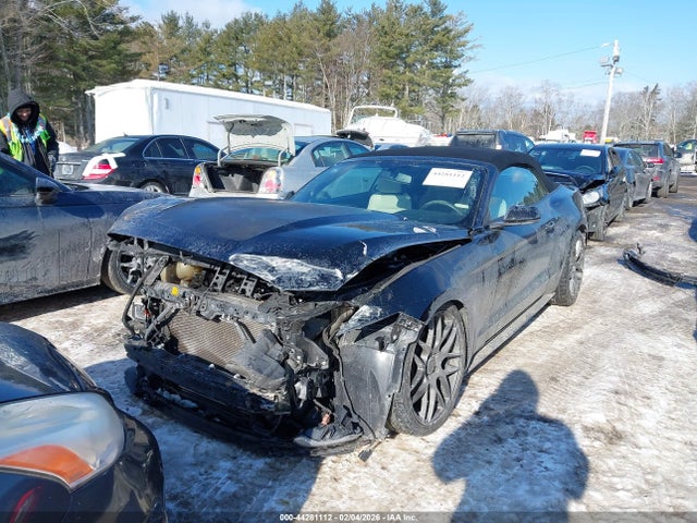 Ford Mustang Ecoboost Premium 2017 1FATP8UH7H5307757 Image 2