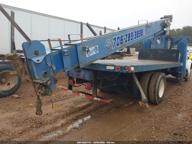 44281131 :رقم المزاد ، 1HTSCABP9XH697117 vin ، 1999 International 4000 4700 مزاد بيع