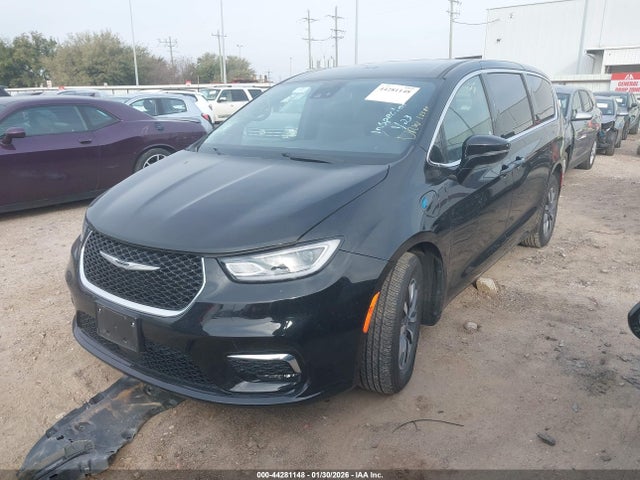 44281148 :رقم المزاد ، 2C4RC1S74SR575810 vin ، 2025 Chrysler Pacifica Hybrid Select مزاد بيع