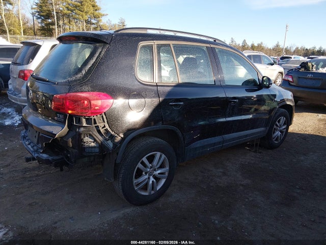 Volkswagen TIGUAN S 2016 WVGBV7AX2GW066423 Image 4