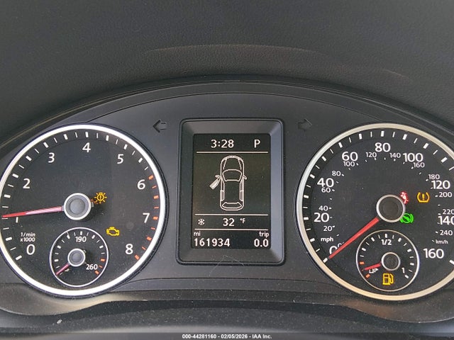 Volkswagen TIGUAN S 2016 WVGBV7AX2GW066423 Image 7