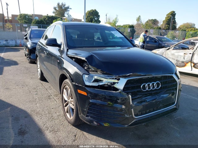 2018 AUDI Q3 WA1BCCFS5JR006829 Photo 0