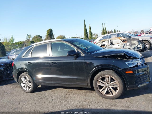 2018 Audi Q3 2.0t Premium/2.0t Sport Premium მანქანა იყიდება აუქციონზე, vin: WA1BCCFS5JR006829, აუქციონის ნომერი: 44281176