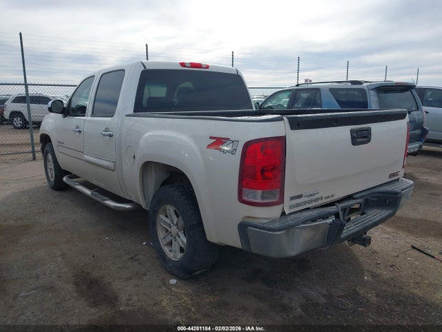 2011 GMC SIERRA 1500 3GTP2VE33BG358149 Photo 2
