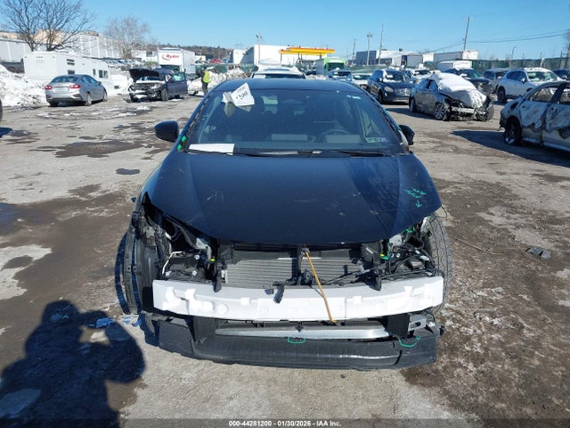 JTDADABU6S3029745 Toyota Prius Le Awd-e