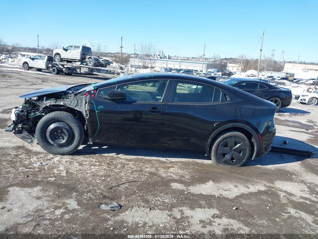 JTDADABU6S3029745 Toyota Prius Le Awd-e