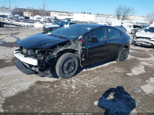 JTDADABU6S3029745 Toyota Prius Le Awd-e