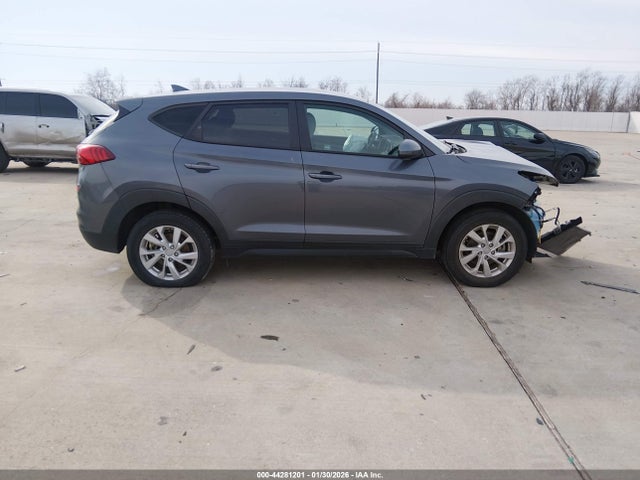 KM8J23A47MU406837 Hyundai TUCSON SE