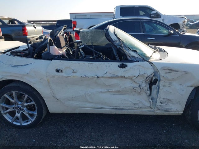 Aukcja sprzedaży 2006 Mazda Mx-5 Sport, vin: JM1NC25F160111199, numer aukcji: 44281259