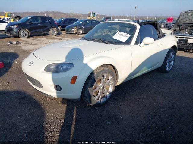 Aukcja sprzedaży 2006 Mazda Mx-5 Sport, vin: JM1NC25F160111199, numer aukcji: 44281259