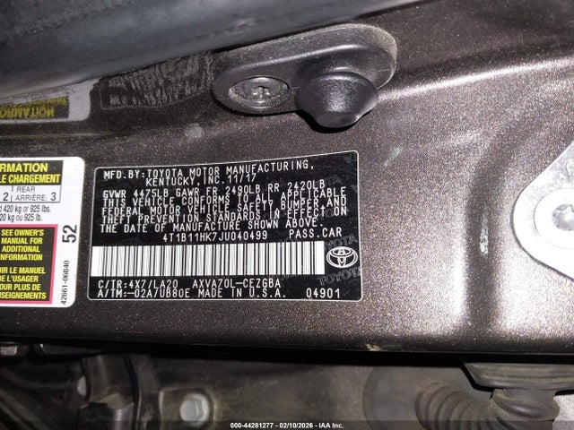 44281277 :رقم المزاد ، 4T1B11HK7JU040499 vin ، 2018 Toyota Camry Xle مزاد بيع