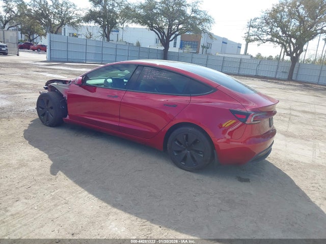 2024 TESLA MODEL 3 5YJ3E1EB1RF812954 Photo 2