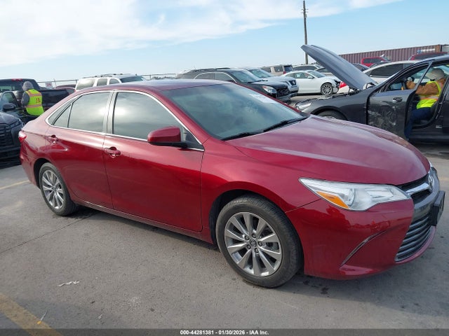 4T1BF1FK2HU711771 Toyota CAMRY XLE