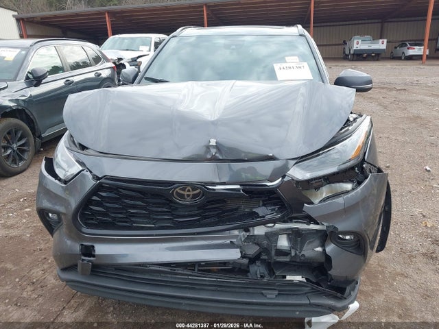 2022 TOYOTA HIGHLANDER 5TDGZRAH8NS103040 Photo 5
