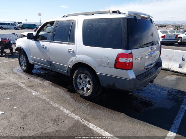 2011 FORD EXPEDITION 1FMJU1G52BEF21593 Photo 2