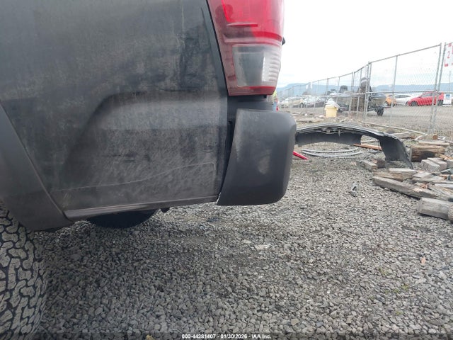3TMDZ5BN8PM154055 Toyota Tacoma Sr5 V6