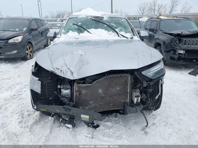 2021 Audi Q5 Premium 45 Tfsi Quattro S Tronic მანქანა იყიდება აუქციონზე, vin: WA1AAAFYXM2132238, აუქციონის ნომერი: 44281425