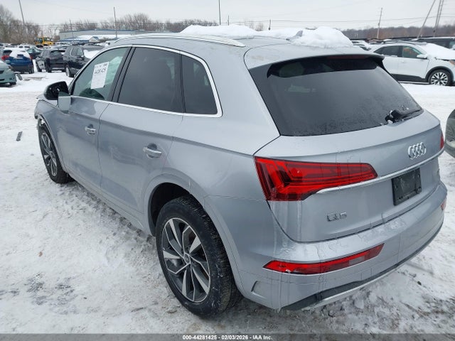 2021 AUDI Q5 WA1AAAFYXM2132238 Photo 2