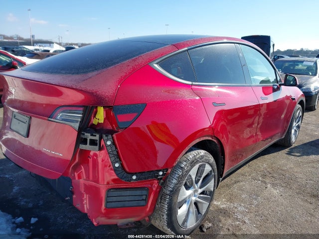 2024 TESLA MODEL Y 7SAYGDEE5RA236295 Photo 3