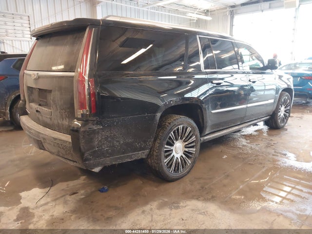 2018 CADILLAC ESCALADE ESV 1GYS4KKJ5JR207697 Photo 3