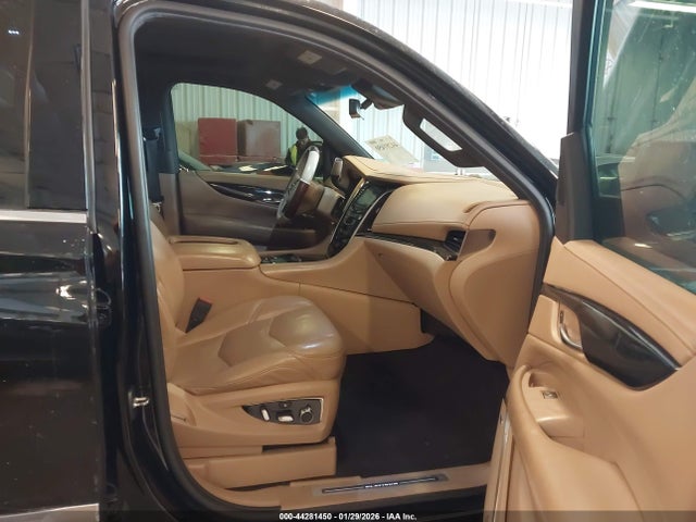 2018 CADILLAC ESCALADE ESV 1GYS4KKJ5JR207697 Photo 4