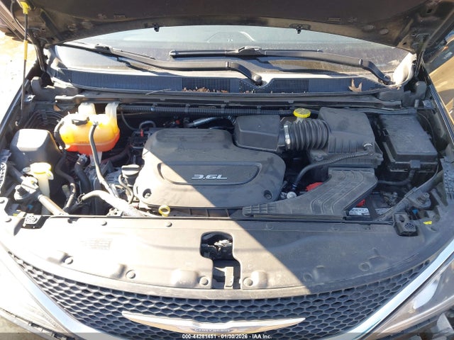 2017 CHRYSLER PACIFICA 2C4RC1GG8HR653118 Photo 9