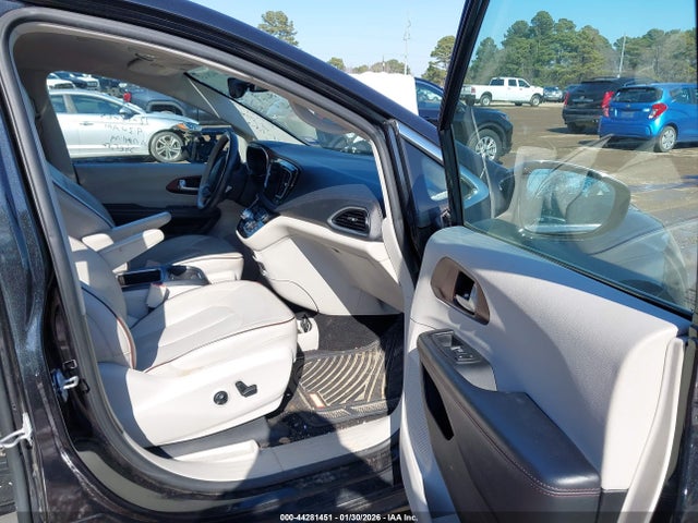 2017 CHRYSLER PACIFICA 2C4RC1GG8HR653118 Photo 4