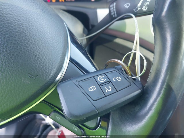 2019 VOLKSWAGEN ATLAS 1V2ER2CA0KC561827 Photo 10