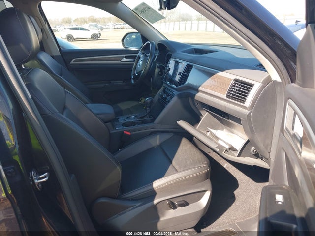 2019 VOLKSWAGEN ATLAS 1V2ER2CA0KC561827 Photo 4