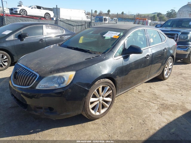 44281456 :رقم المزاد ، 1G4PR5SK0F4103285 vin ، 2015 Buick Verano Convenience Group مزاد بيع