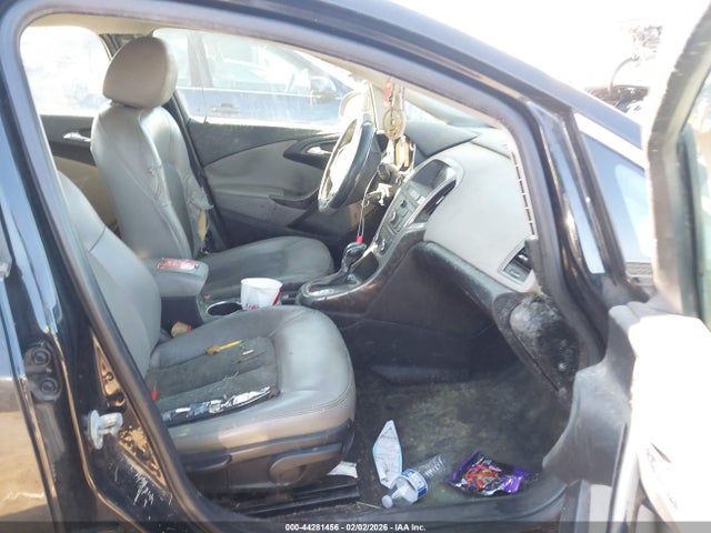 44281456 :رقم المزاد ، 1G4PR5SK0F4103285 vin ، 2015 Buick Verano Convenience Group مزاد بيع