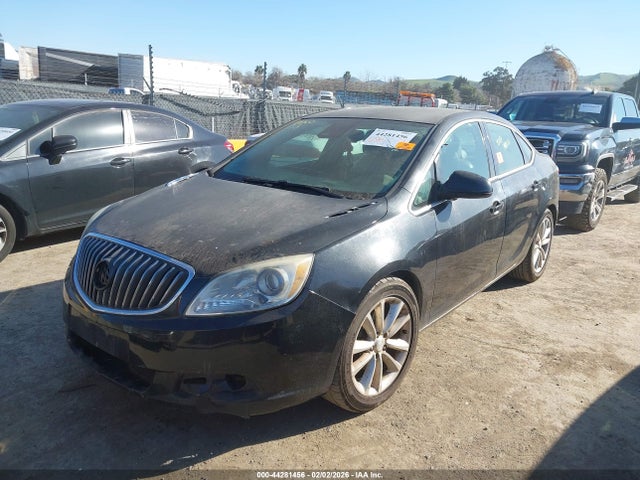 44281456 :رقم المزاد ، 1G4PR5SK0F4103285 vin ، 2015 Buick Verano Convenience Group مزاد بيع
