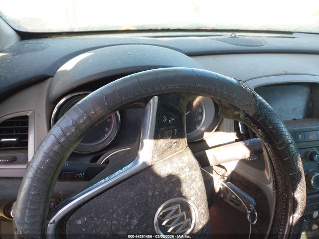 44281456 :رقم المزاد ، 1G4PR5SK0F4103285 vin ، 2015 Buick Verano Convenience Group مزاد بيع