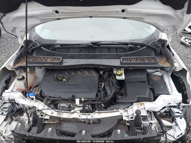 1FMCU9GD1HUE49556 Ford ESCAPE SE