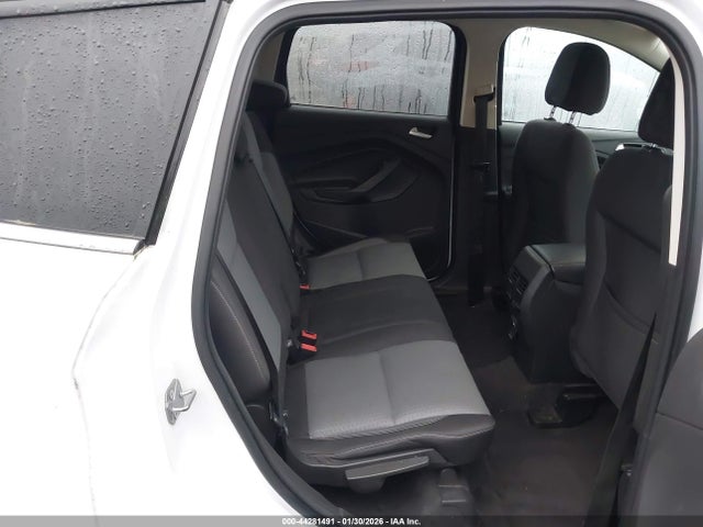 1FMCU9GD1HUE49556 Ford ESCAPE SE